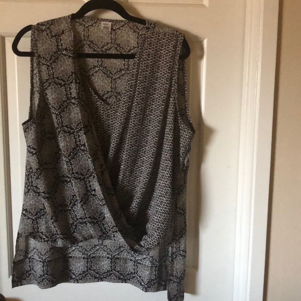 Jockey Person to Person pullover blouse